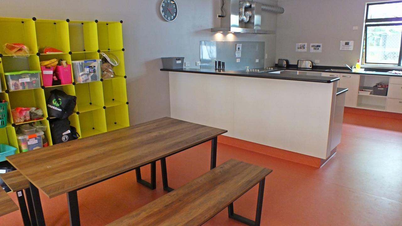 Bay Adventurer Backpackers & Apartments Paihia Exterior foto