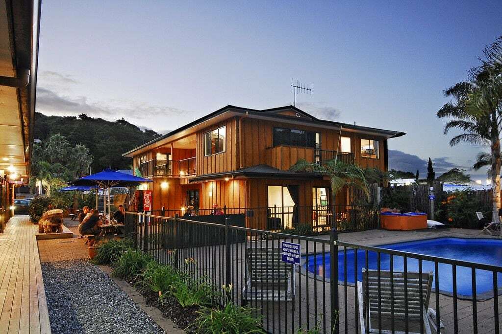 Bay Adventurer Backpackers & Apartments Paihia Exterior foto